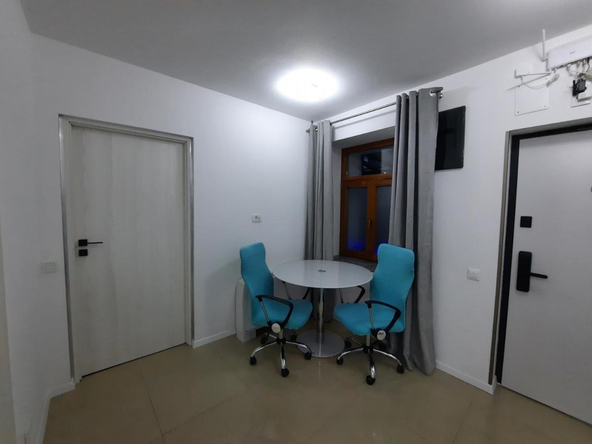 شقة House Side By Side براشوف المظهر الخارجي الصورة